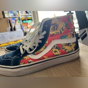 Vans Sk8 Star Wars “Aloha Yoda”